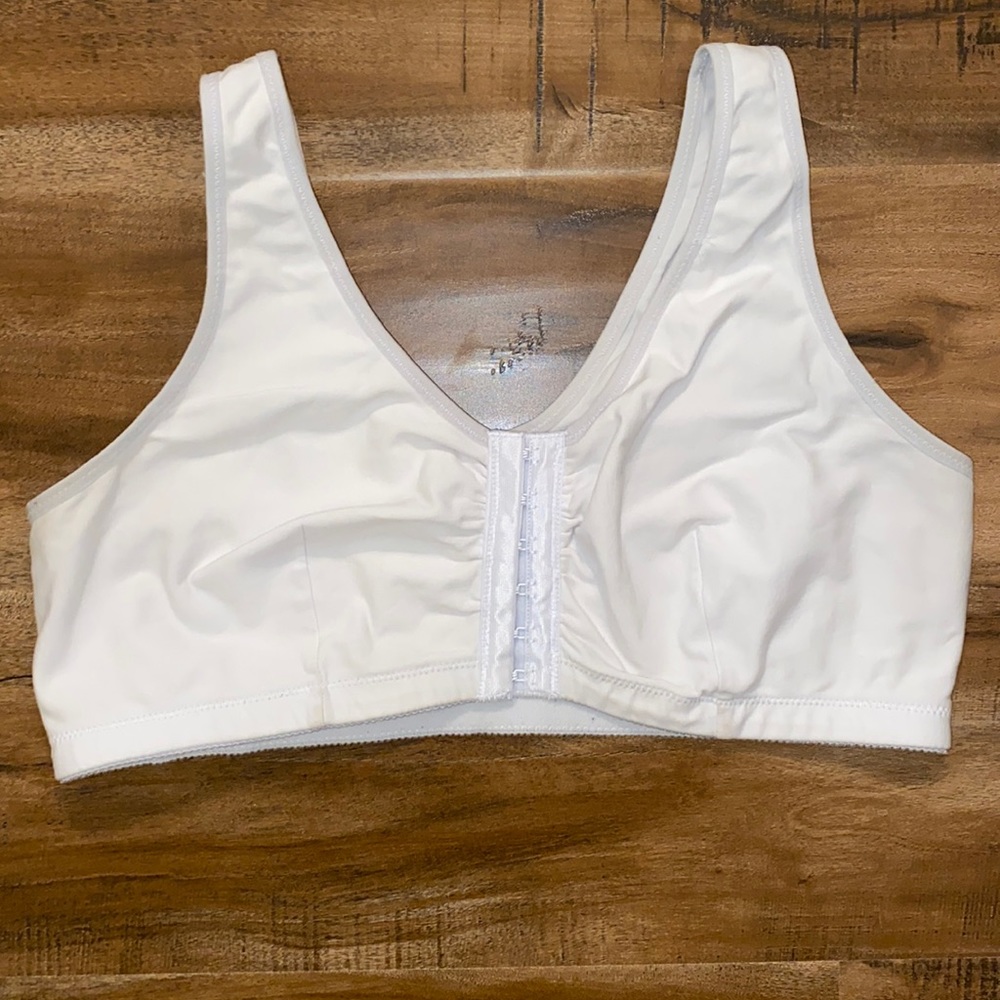 ABC Leisure Front Closing Wireless Bra